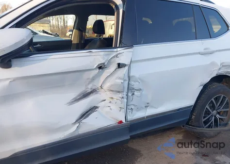 2021 Volkswagen Tiguan 2.0T Se/2.0T Se R-Line Black/2.0T Sel from USA, damaged, VIN 3VV2B7AX4MM057684